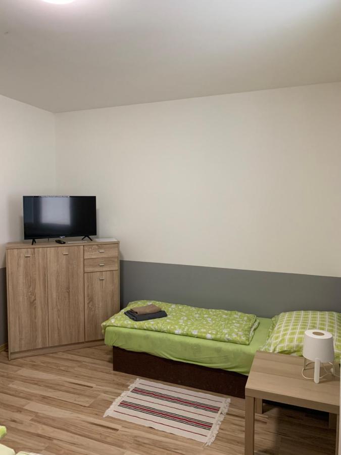 Hotel Tatra Malacky Ngoại thất bức ảnh